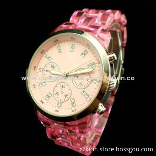 Fashion watch with plastic band and Japan movement/dial with index gold-plated case